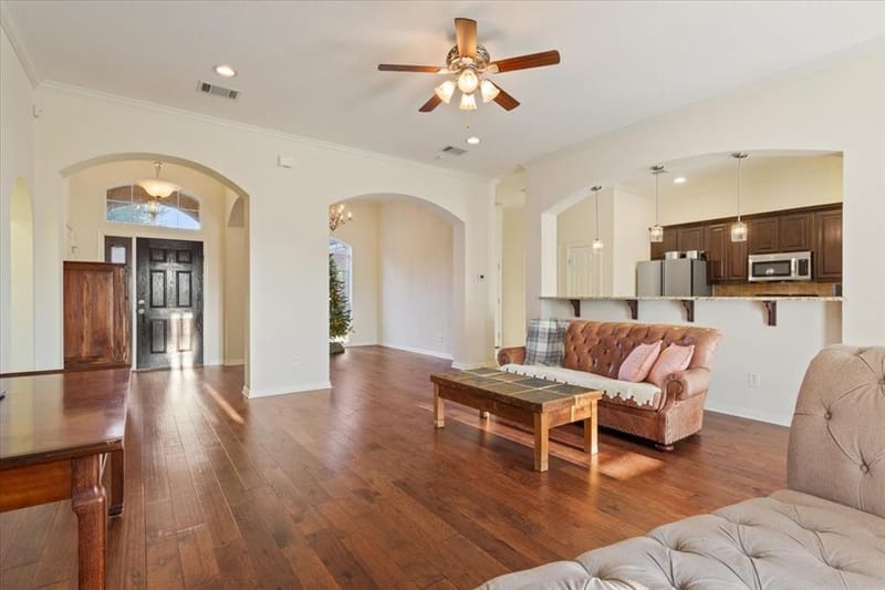 900 Queen Elizabeth Drive, Waco TX 76657 - Photo 3
