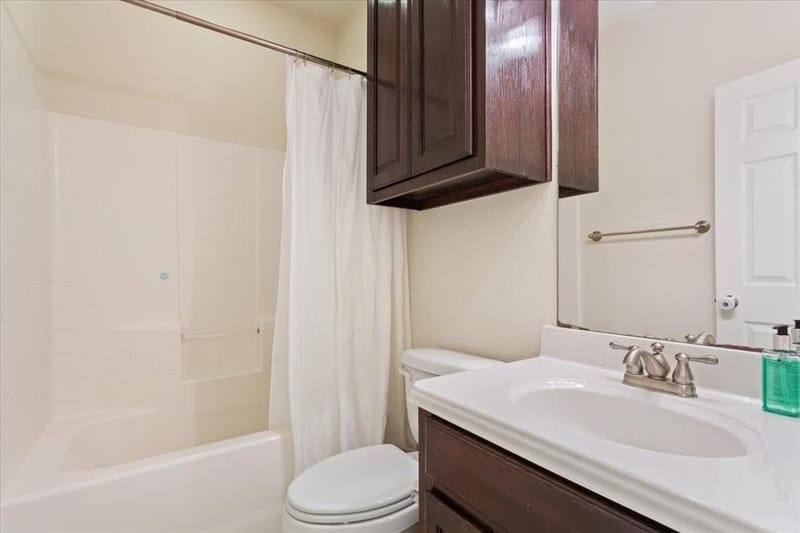 900 Queen Elizabeth Drive, Waco TX 76657 - Photo 18