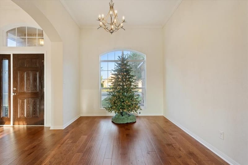900 Queen Elizabeth Drive, Waco TX 76657 - Photo 4