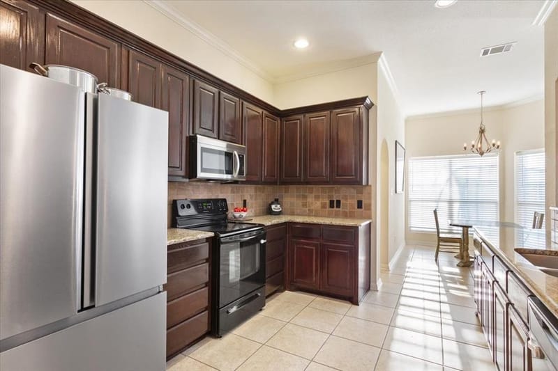 900 Queen Elizabeth Drive, Waco TX 76657 - Photo 8