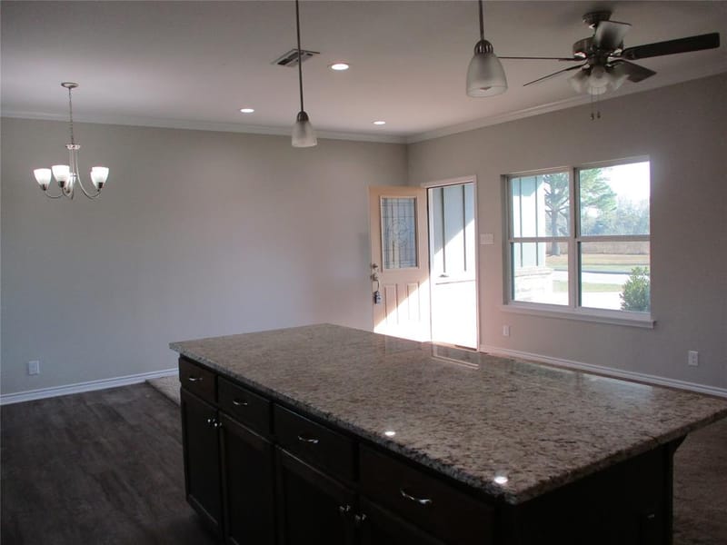 207 Mill Street, Emory TX 75440 - Photo 17