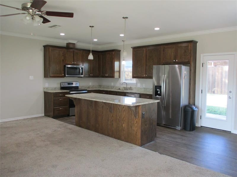 207 Mill Street, Emory TX 75440 - Photo 11