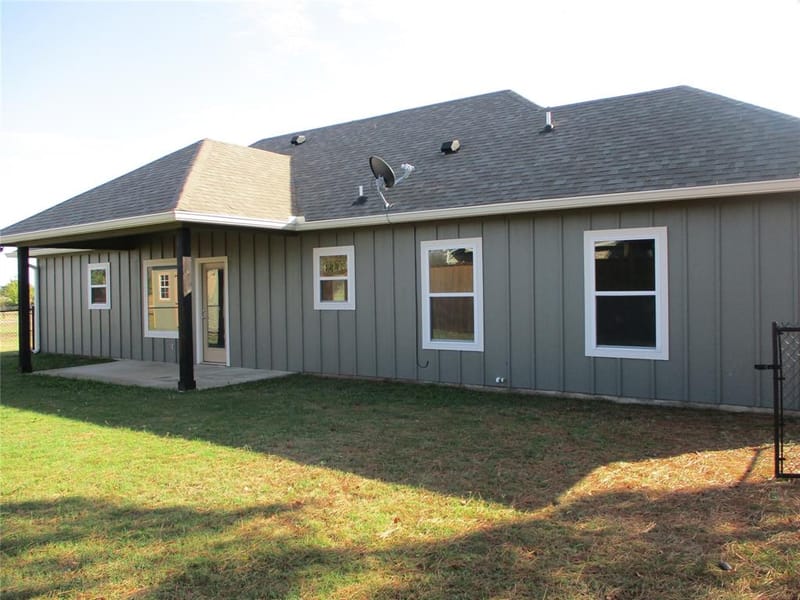 207 Mill Street, Emory TX 75440 - Photo 4