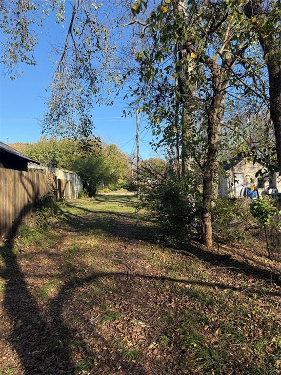 411 W Hester Street, Sherman TX 75090 - Photo 14