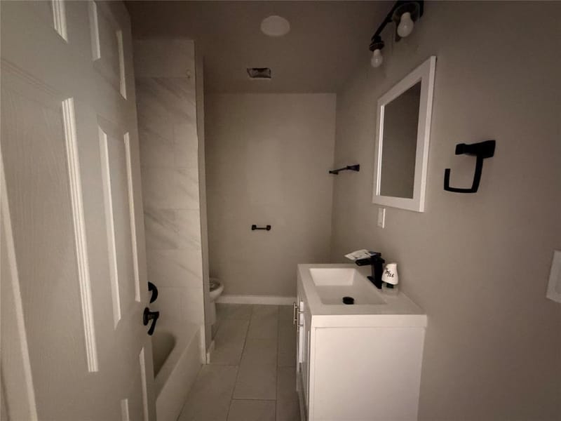 1115 S Glasgow Drive # 2, Dallas TX 75223 - Photo 11