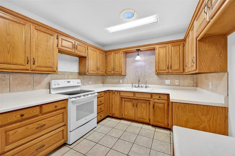 538 Lakewood Road, Denison TX 75020 - Photo 9