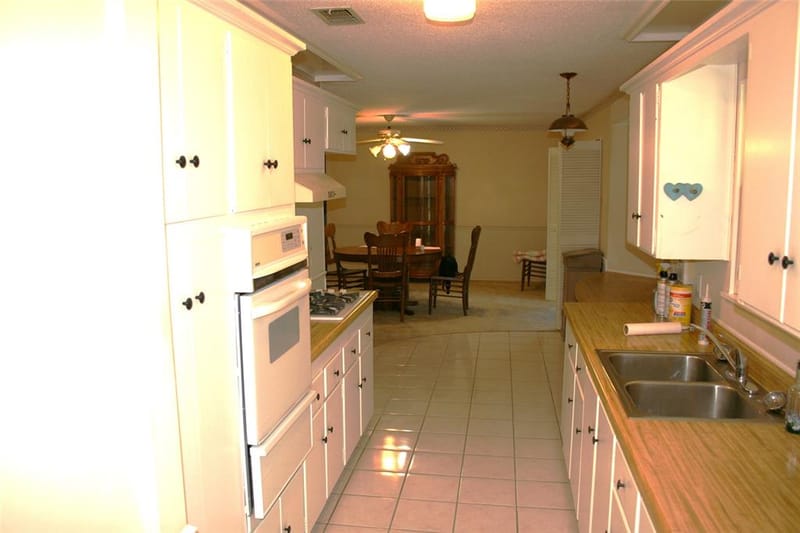 2510 SE 5 1/2 Street, Mineral Wells TX 76067 - Photo 6