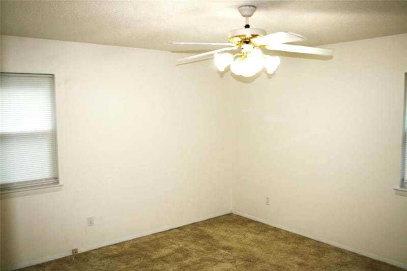 2510 SE 5 1/2 Street, Mineral Wells TX 76067 - Photo 11