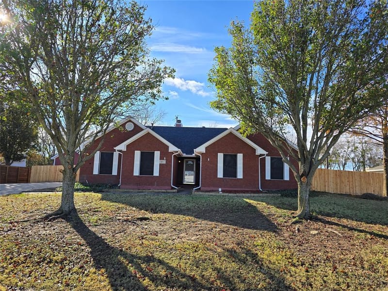 601 Preston Glen, Gunter TX 75058 - Photo 2
