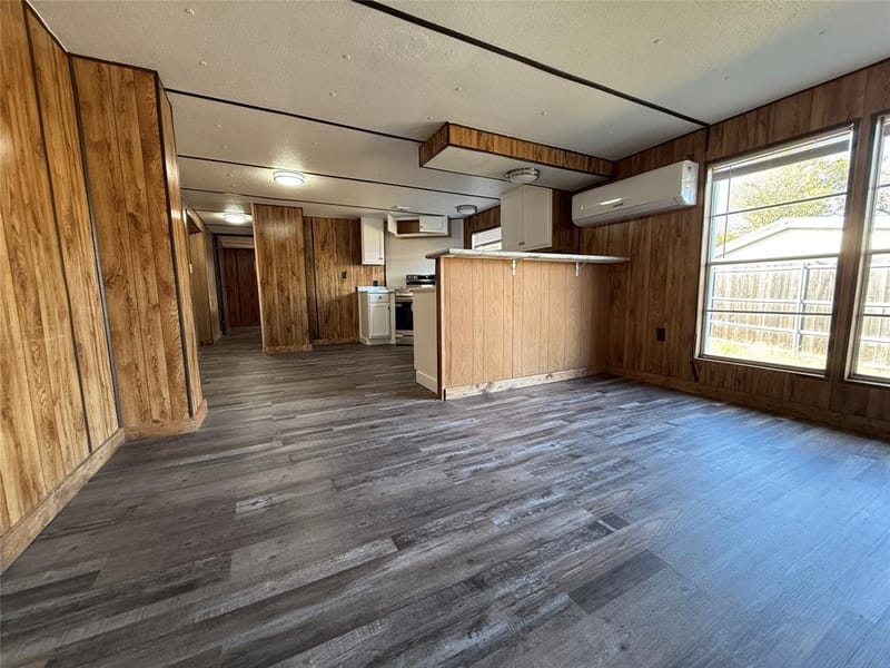 3807 Lands End Court, Granbury TX 76048 - Photo 5