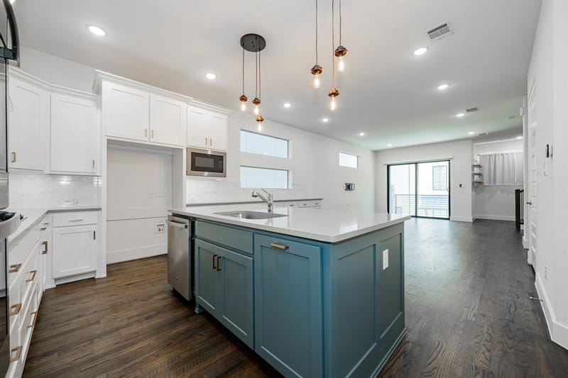 8106 Fallston Court, Dallas TX 75231 - Photo 7