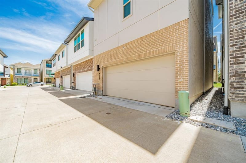 8106 Fallston Court, Dallas TX 75231 - Photo 39