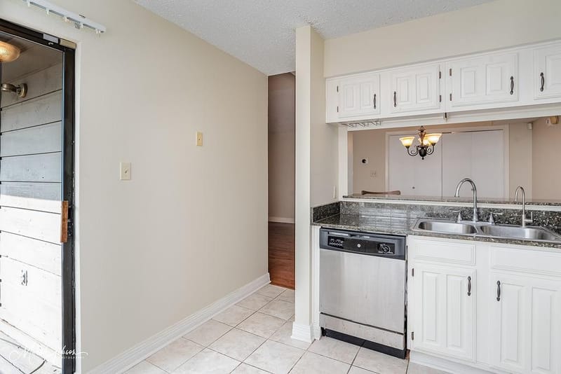 3100 Fairfield Avenue # C, Shreveport LA 71104 - Photo 9