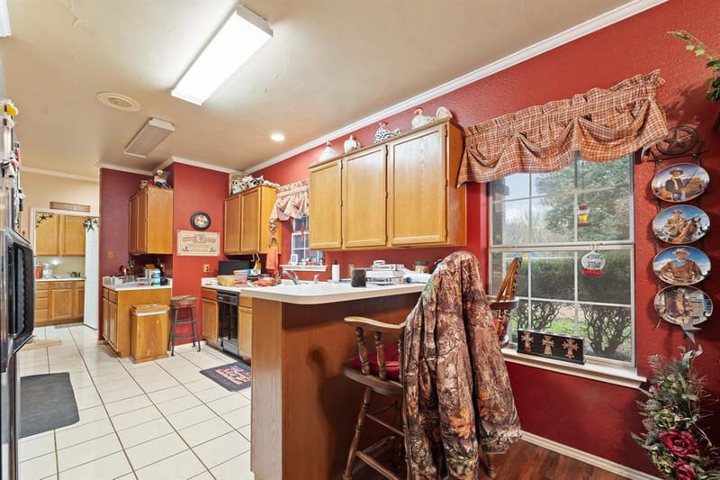 3500 Trails End Road, Burleson TX 76028 - Photo 6