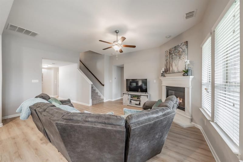 9041 Bronze Meadow Drive, Fort Worth TX 76131 - Photo 17