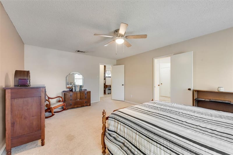 1719 Autumn Lane, Arlington TX 76012 - Photo 27
