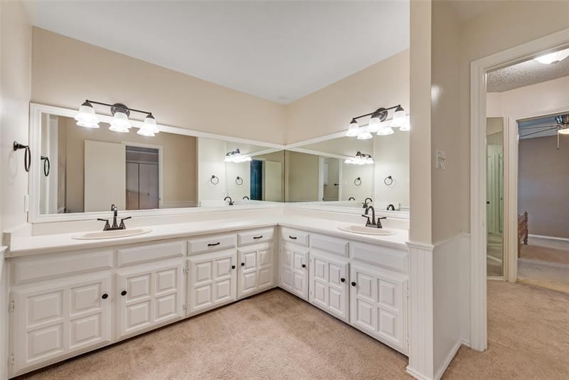 1719 Autumn Lane, Arlington TX 76012 - Photo 30