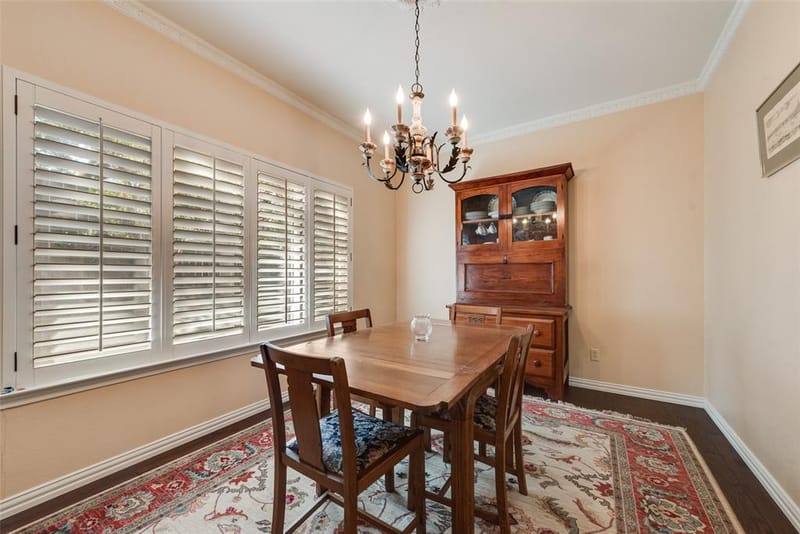 1719 Autumn Lane, Arlington TX 76012 - Photo 11