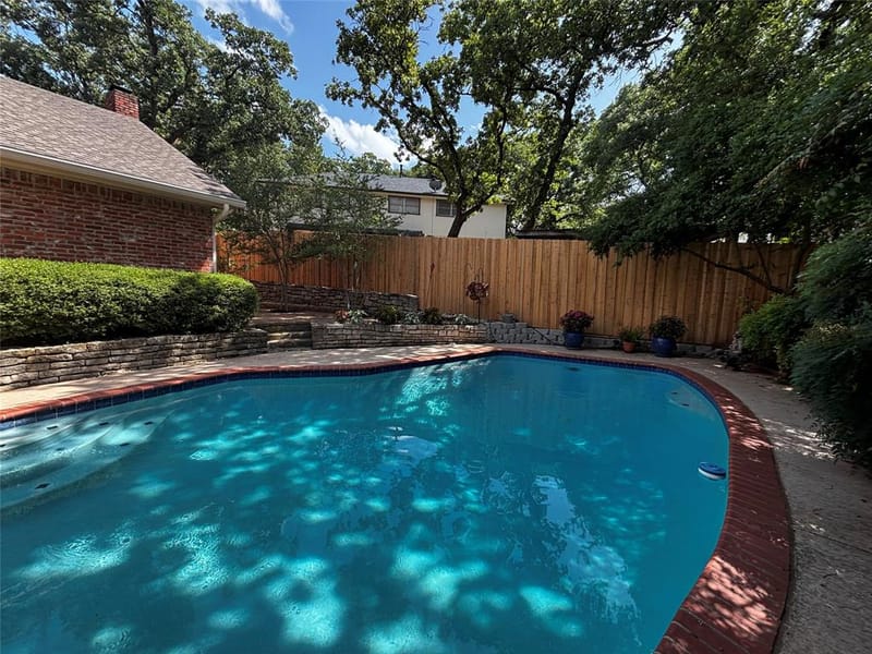 1719 Autumn Lane, Arlington TX 76012 - Photo 35