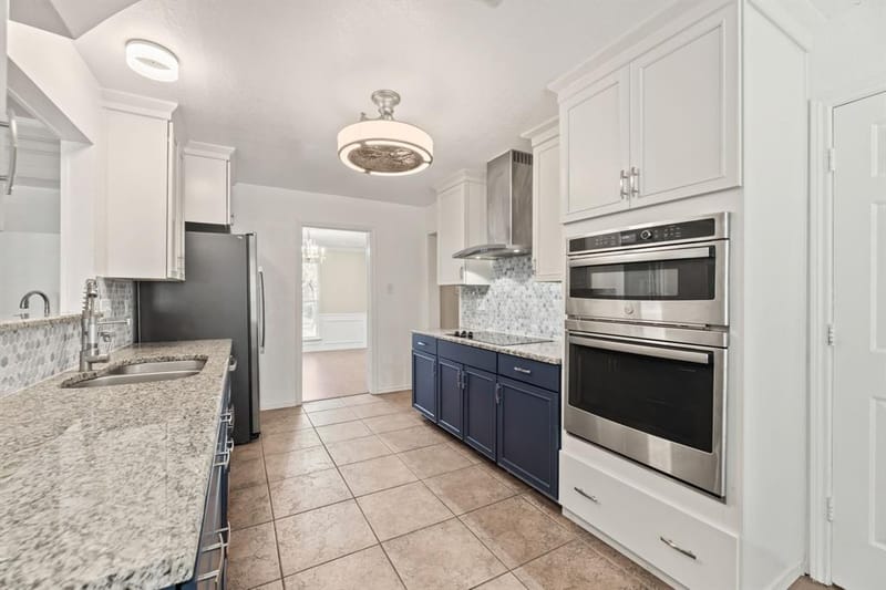 817 Sylvan Drive, Fort Worth TX 76120 - Photo 12
