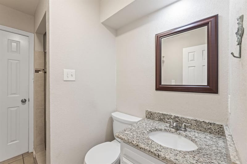 817 Sylvan Drive, Fort Worth TX 76120 - Photo 25