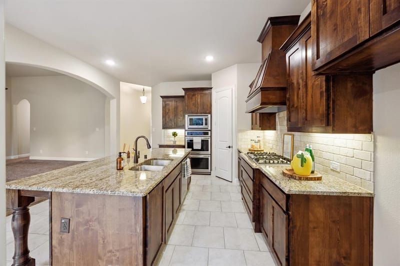 832 Fireside Drive, Little Elm TX 76227 - Photo 6