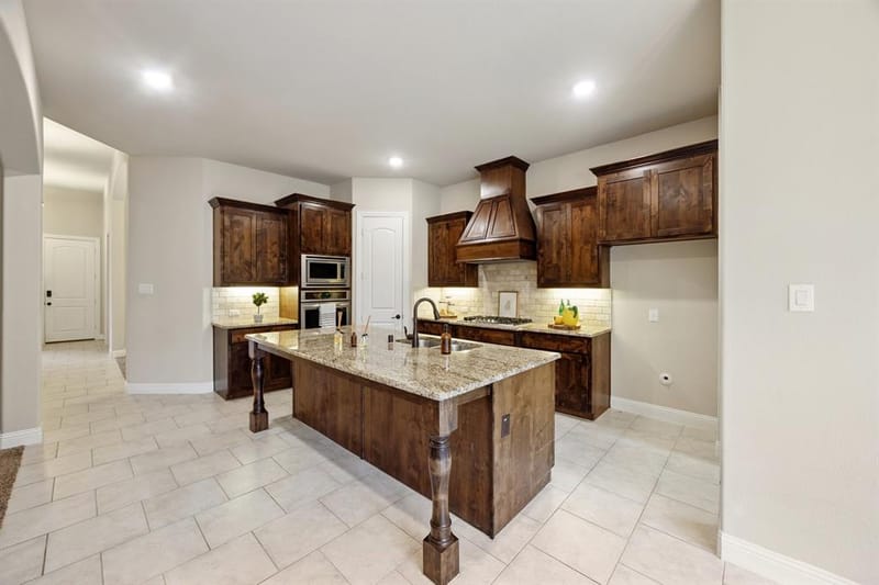 832 Fireside Drive, Little Elm TX 76227 - Photo 5