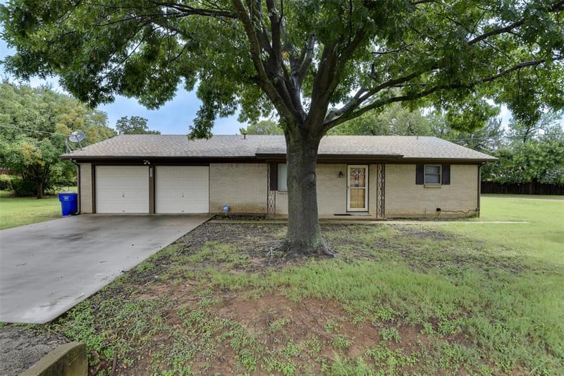 802 Cardinal Road, Mansfield TX 76063 - Photo 2