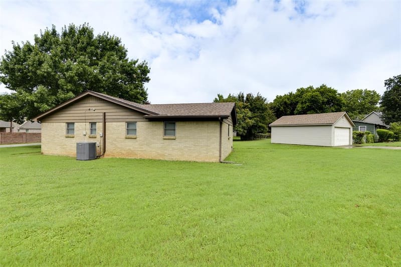 802 Cardinal Road, Mansfield TX 76063 - Photo 5