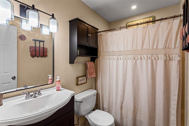 1429 W Torrey Street, Granbury TX 76048 - Photo 24