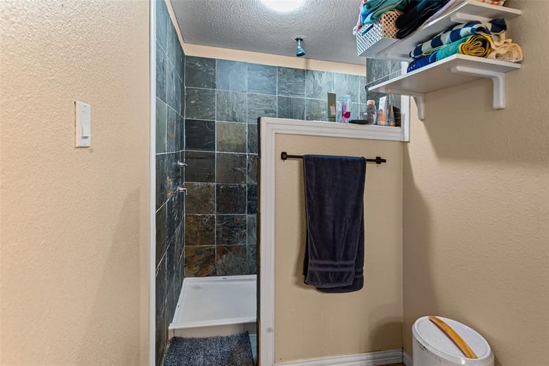 1429 W Torrey Street, Granbury TX 76048 - Photo 19