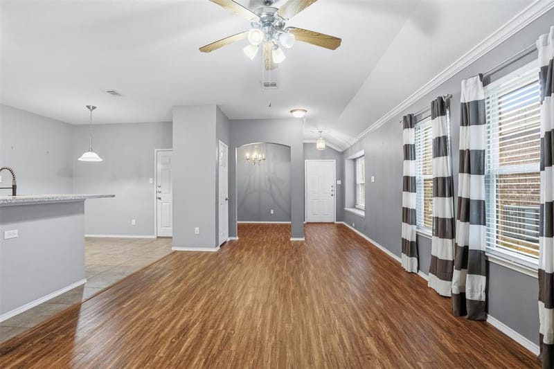 1425 Ravenwood Drive, Mansfield TX 76063 - Photo 12