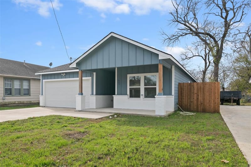 805 Ritchey Street, Gainesville TX 76240 - Photo 3