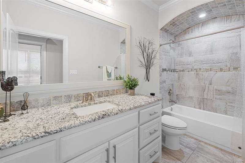1019 Anna Circle, Granbury TX 76048 - Photo 23