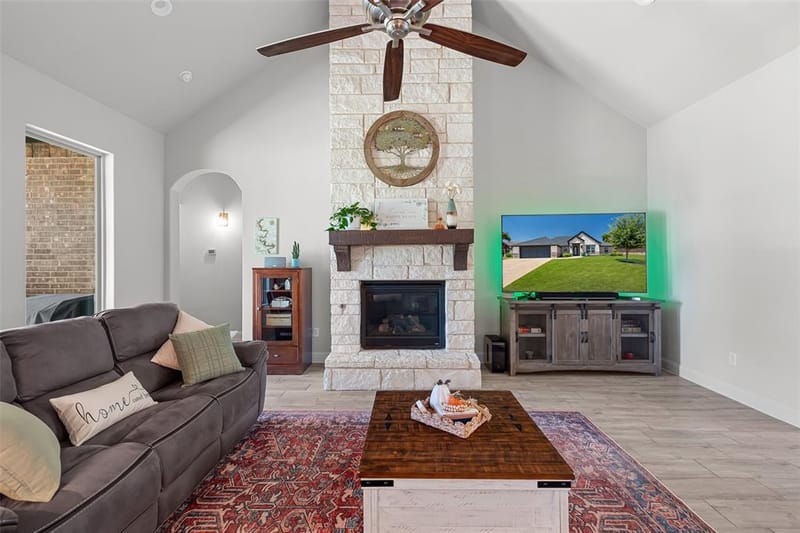 1019 Anna Circle, Granbury TX 76048 - Photo 6