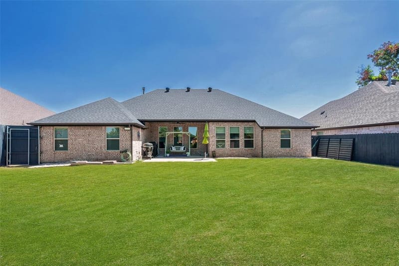 1019 Anna Circle, Granbury TX 76048 - Photo 37