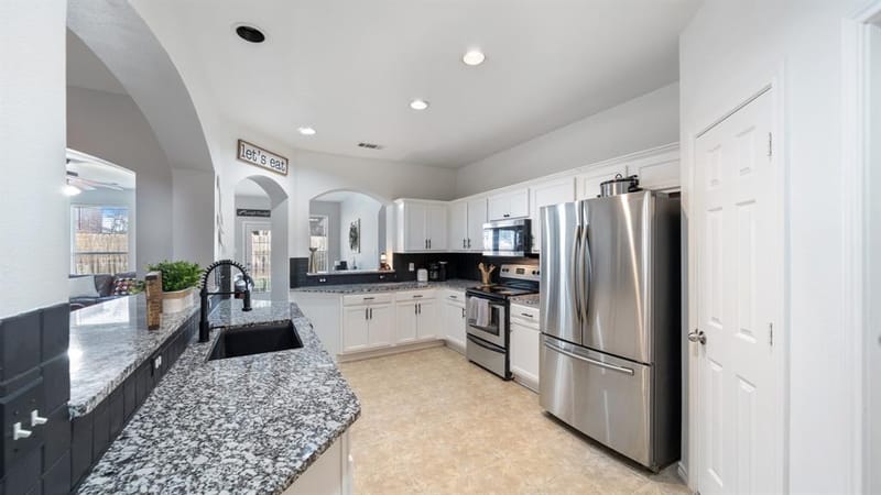 202 Angelina Drive, Crandall TX 75114 - Photo 15