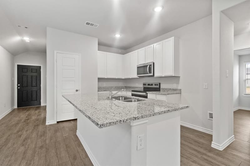 1609 Romans Road, Ennis TX 75119 - Photo 2