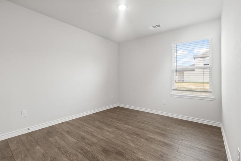 1609 Romans Road, Ennis TX 75119 - Photo 11