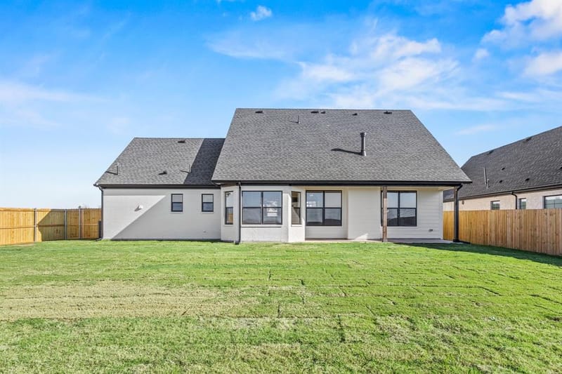 1833 Sudbury Drive, Cleburne TX 76033 - Photo 28