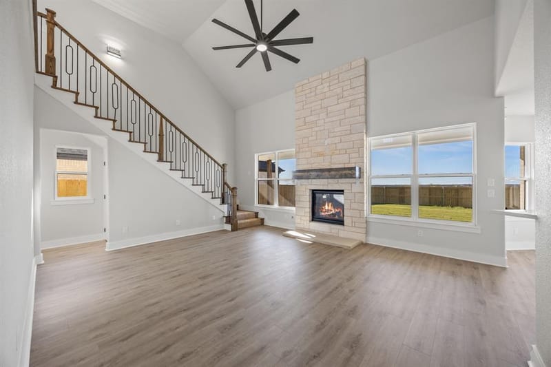 1833 Sudbury Drive, Cleburne TX 76033 - Photo 4