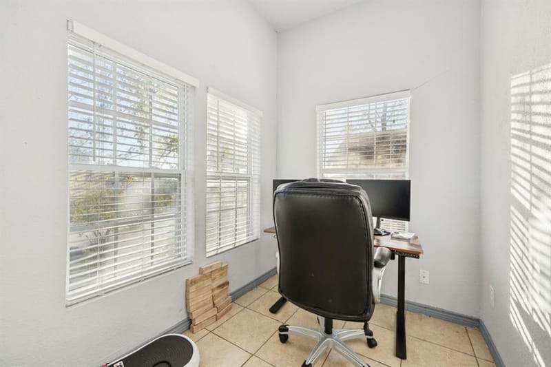 2903 MT VERNON Avenue, Fort Worth TX 76103 - Photo 7