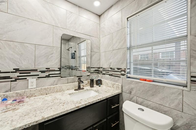 2903 MT VERNON Avenue, Fort Worth TX 76103 - Photo 18