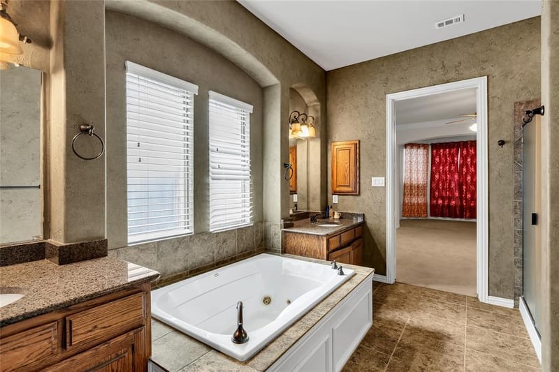 1217 Wynne Drive, Garland TX 75044 - Photo 23