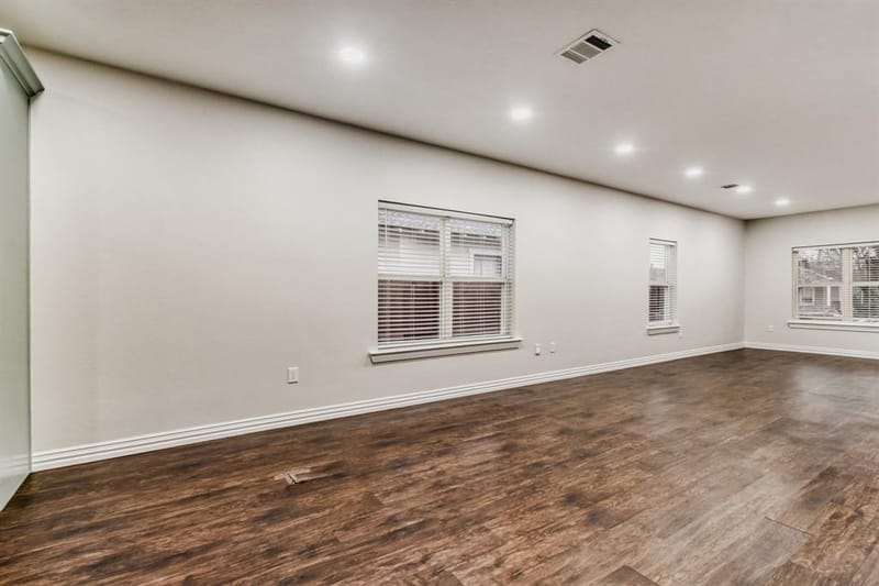 713 S Willomet Avenue, Dallas TX 75208 - Photo 6