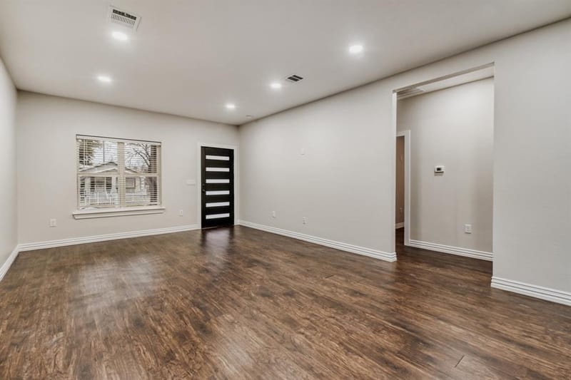 713 S Willomet Avenue, Dallas TX 75208 - Photo 7