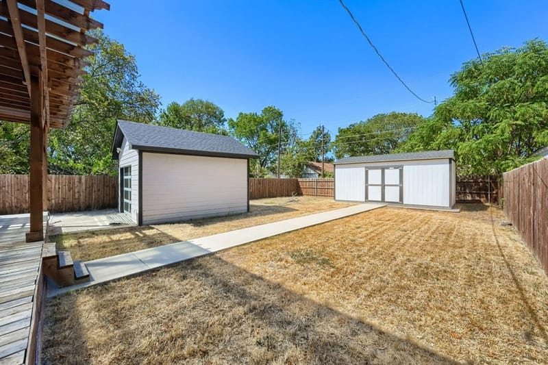 713 S Willomet Avenue, Dallas TX 75208 - Photo 30