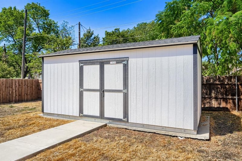 713 S Willomet Avenue, Dallas TX 75208 - Photo 33