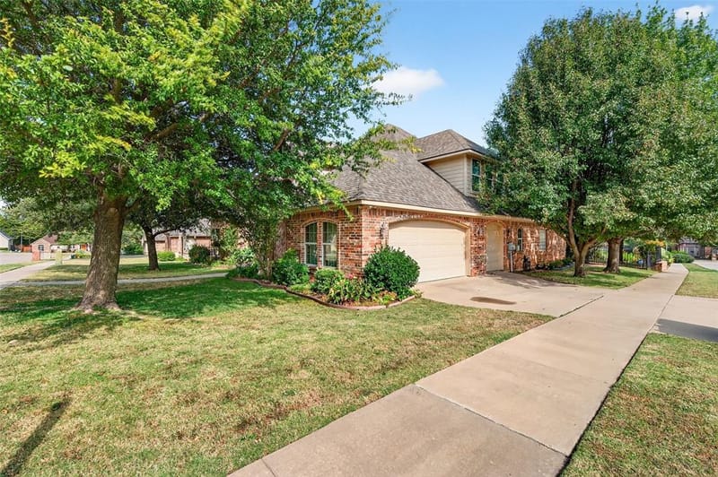 3809 Sumner Court, Sherman TX 75090 - Photo 34