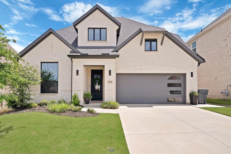 3928 River Bend Street, McKinney TX 75071 - Photo 2